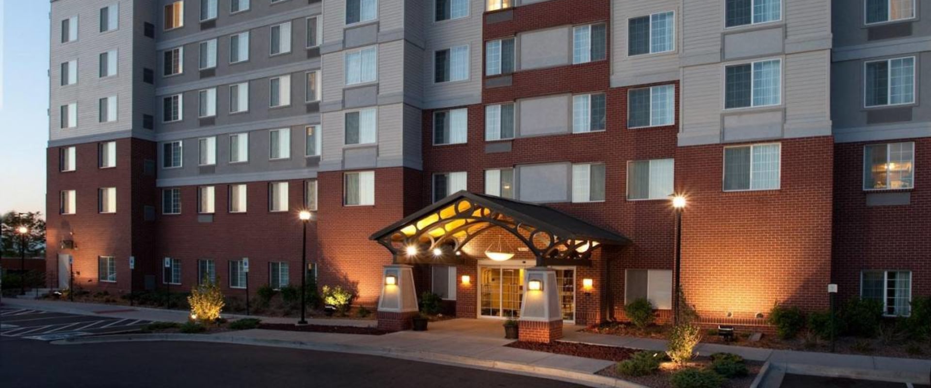 What Payment Methods are Accepted at Suites in Denver, Colorado?
