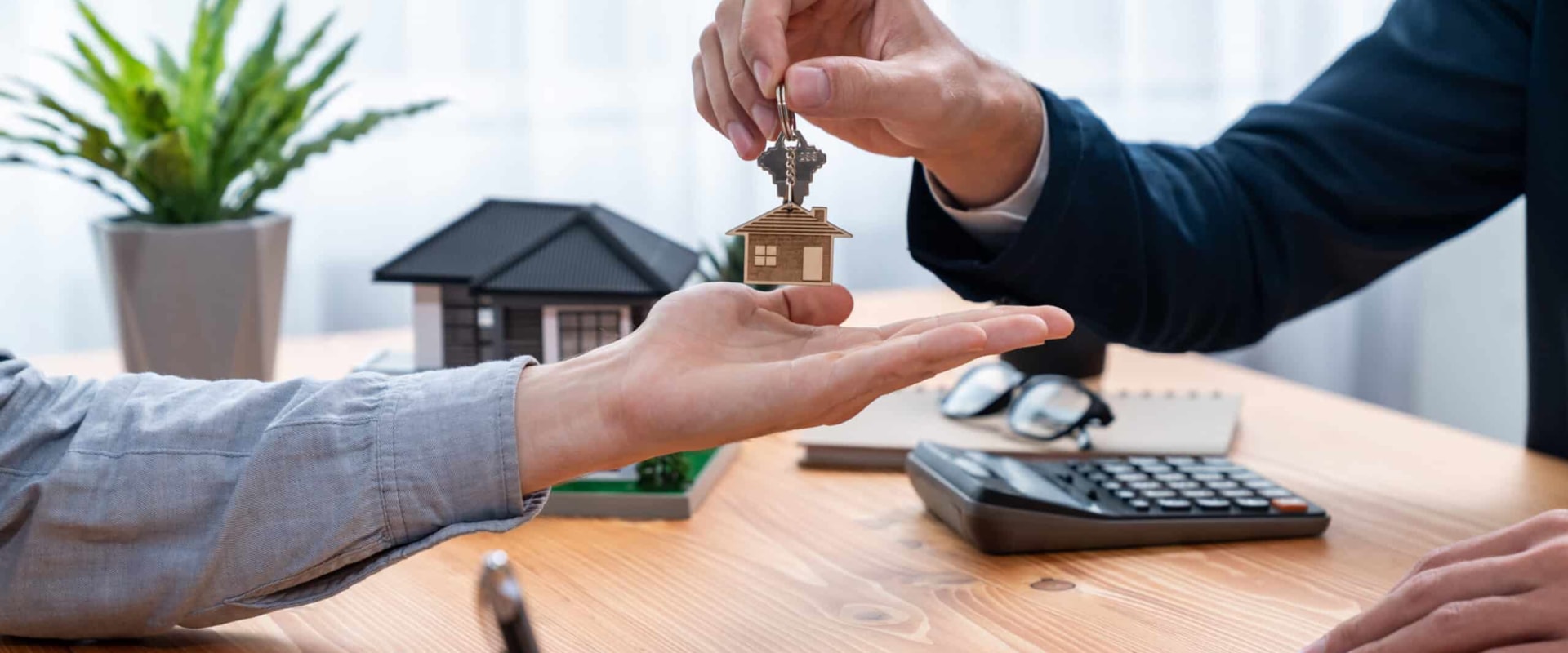 Why Property Owners Offering Suites in Denver, Colorado Should Prioritize Strong Legal Agreements